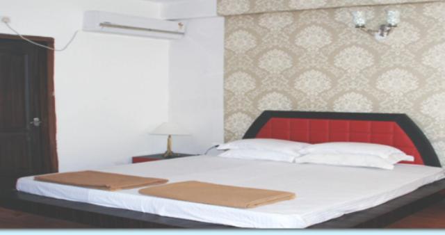 Hotel Surya Beach Inn Пурі Екстер'єр фото
